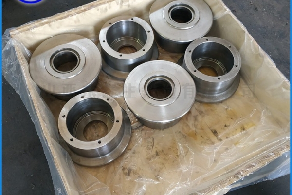 电动旋转运行平车轮锻件