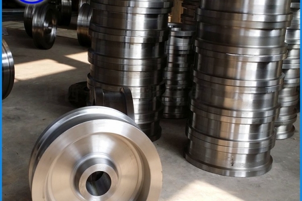 加工鱼雷罐车轮