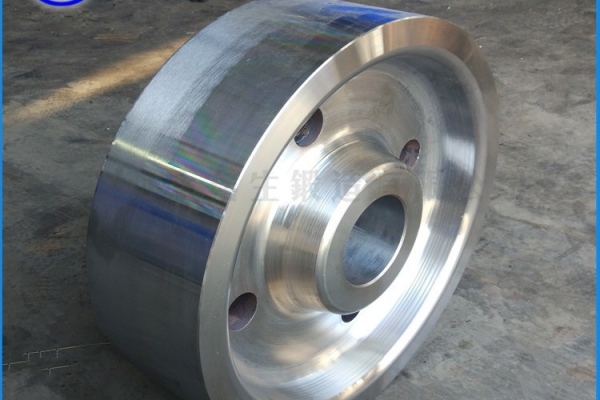 锻造拖船用车轮