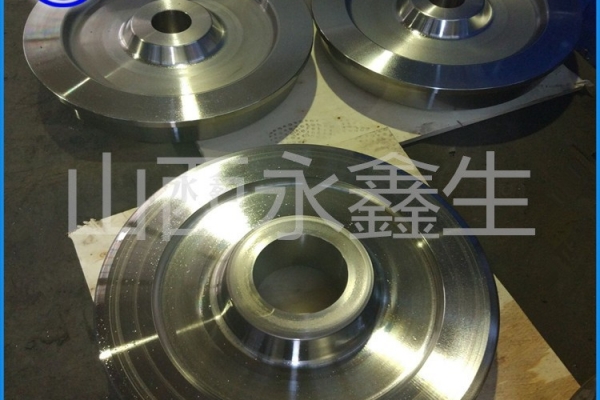 轮胎式集装箱门式起重机